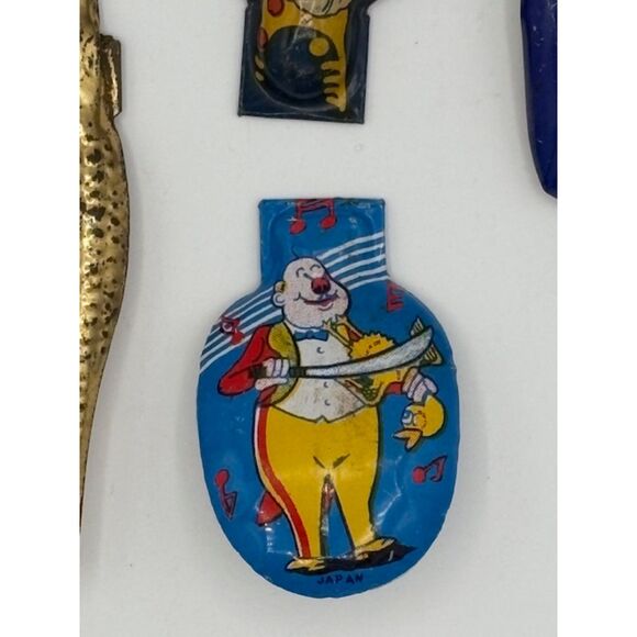 LOT of 5 Vintage Tin Clickers Toys Metal Alligator Masquerade Litho - Picture 7 of 10